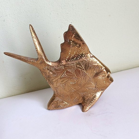 Vintage Solid Brass Angelfish Angel Fish Figurine Statue Paper Weight 5" Tall - Picture 1 of 6